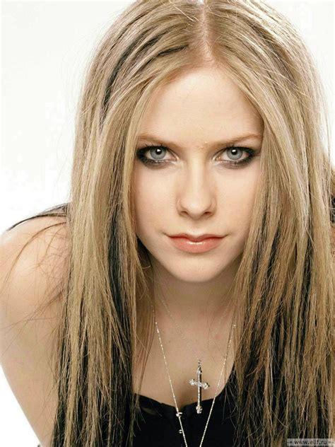 Avril Lovely Lavigne Avril Lavigne Photo 23496535 Fanpop