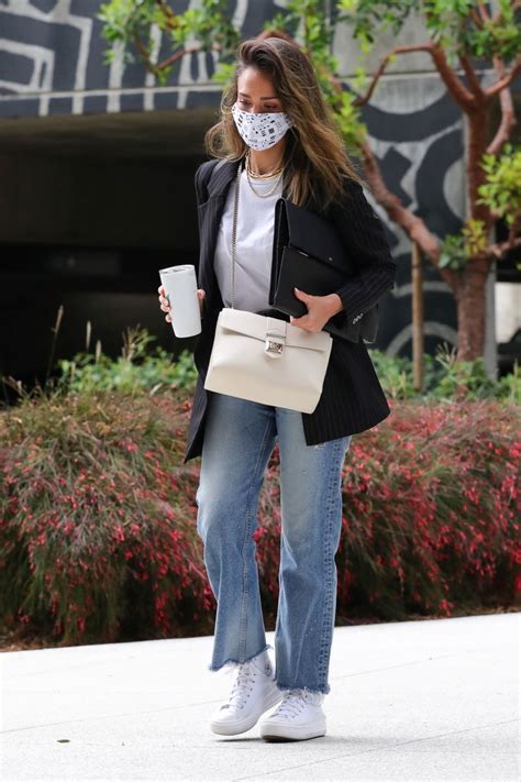 Jessica Alba Outside Her Office In Los Angeles April 23 2021 Star Style