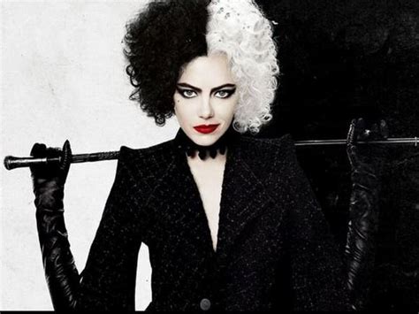Emma Stone Admits Cruella Is Missing Characters Signature Accessory