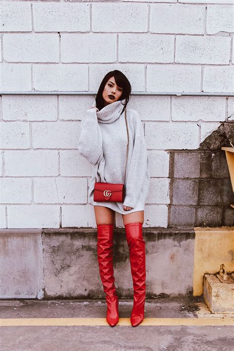 Long Sweater With Red Boots Outfit