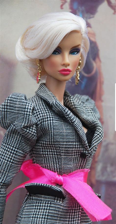 Barbie Fashion Royalty Fashion Dolls Pretty Dolls Beautiful Dolls