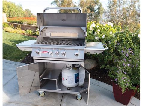 Bull Barbecue Angus 30 4 Burner Stainless Steel Natural Gas Grill Cart