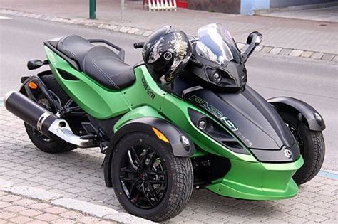 Brp Can Am Spyder Roadster Wikipedia The Free Encyclopedia Can Am