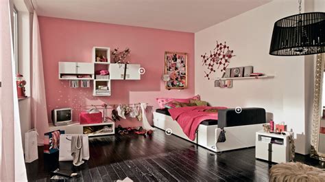 What are the essentials of designing a teenage bedroom? Pinky Trendy Teen Bedroom - Interior Design Ideas