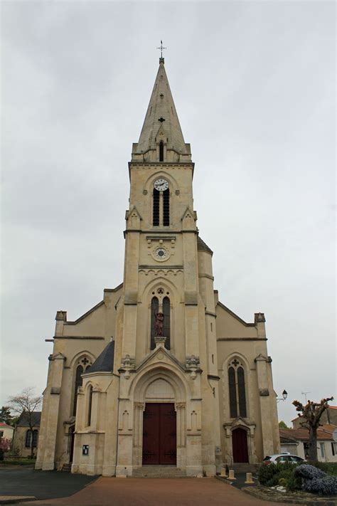 St Michel En Lherm église