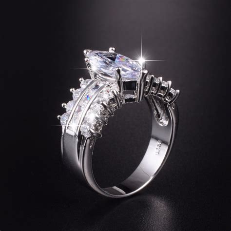 Https://tommynaija.com/wedding/3 Diamond Wedding Ring For Sale