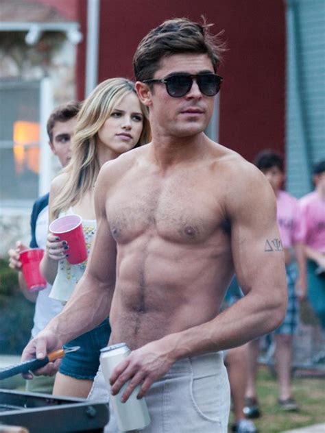 Ok Or Omg Read Our Review Of Zac Efron And Seth Rogen S Neighbors