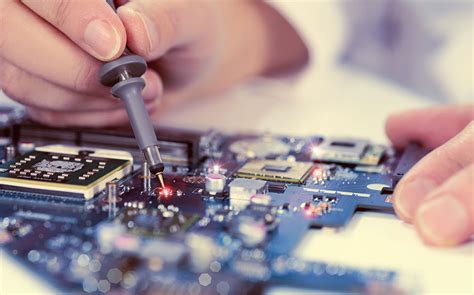 Electronic engineering is a discipline that utilizes the behavior and effects of electrons for the production of electronic devices (such as electron tubes and transistors), systems, or equipment. Electrical Engineering Grads Nab Major's Top Salary