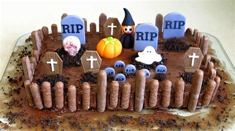 How To Make A Homemade Halloween Graveyard Cake Youtube