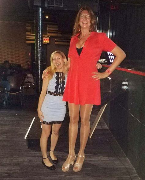 6ft45 Astrid And 5ft Zara By Zaratustraelsabio Tall Women Tall People Tall Girl