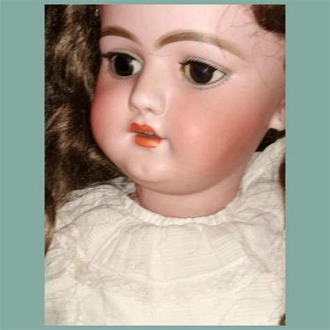 Beautiful 33 1079 Simon Halbig Judys Doll Menagerie Ruby Lane