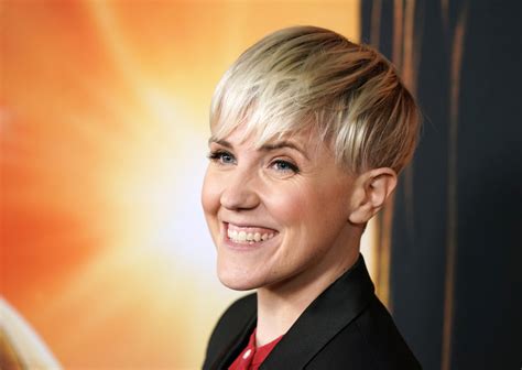 What Is Youtuber Hannah Hart S Net Worth