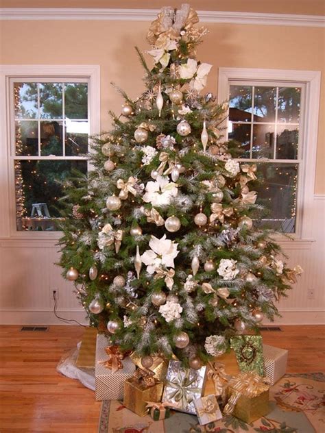 40 Easy Christmas Tree Decorating Ideas