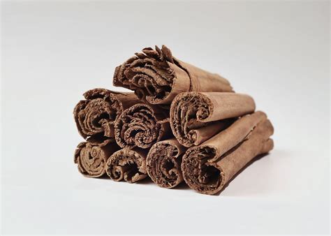 How Is Cinnamon Grown True Vs Cassia The Food Untold
