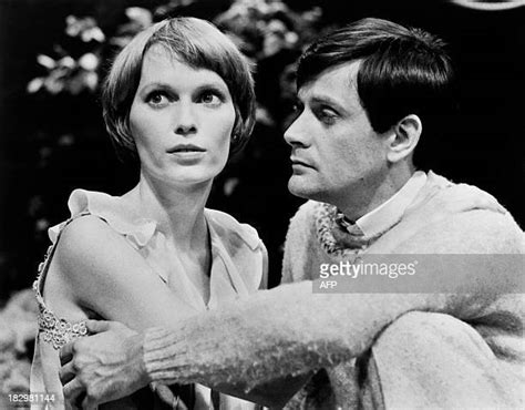 Woody Allen Mia Farrow Photos And Premium High Res Pictures Getty Images