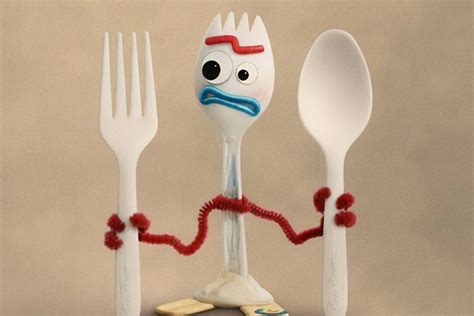 Toy Story 4 Forky Has Horrifying Metaphysical Implications For The Toy