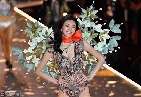 Chinese Models Shine At The 2018 Victorias Secret Fashion Show
