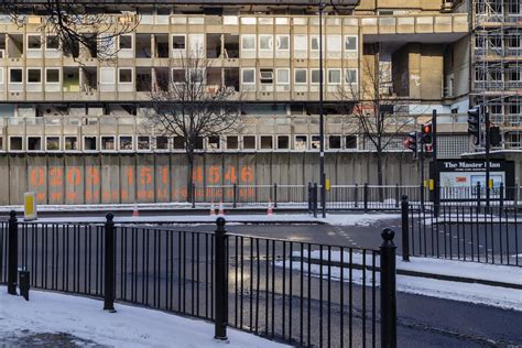If tower hamlets council wanted to demolish robin hood gardens, it wouldn't be that easy. Robin Hood Gardens, Poplar | The Brutalist estate is being ...