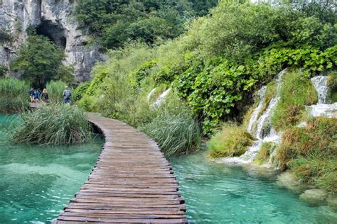 Lacurile Plitvice De La Drumețiile Soldaților La Turism Antraya