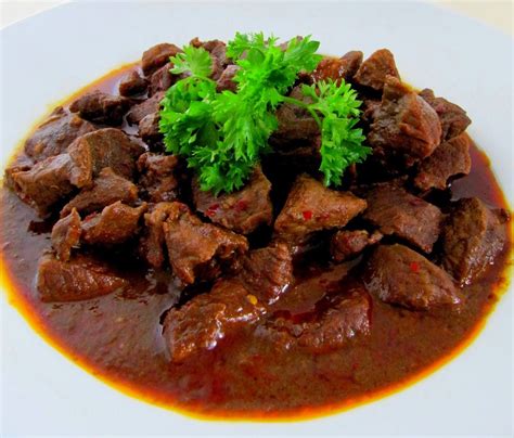 Cuci bersih daging sapi dan tiriskan. Resep Masakan Rendang Daging Sapi Khas Padang | Resep ...