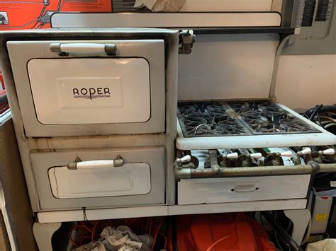 For nearly 40 years now, georgia kitchens has been the place in atlanta where designers, builders, and others come to see the future of kitchen appliances. Gas Roper Stove - Atlanta - GA - USA - Stoves for sale ...