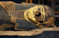 mummy coffin egyptian mummia sarcofago opened mummies scientists egizio mummie egizi mummified egizia sarcophagus ap apertura giovane conservation earliest childbirth
