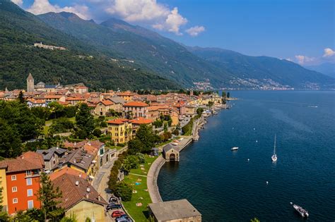 Lake maggiore is the most westerly of the three large prealpine lakes of italy and the second largest after lake garda. Lago Maggiore Meer Italië · Gratis foto op Pixabay