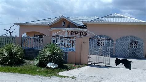 Saujana rawang is a housing development in rawang based on the vision of building comfortable and affordable homes for young couples who intend to raise a family. House For Sale in Llandilo Pen, Llandilo Westmoreland - Houses
