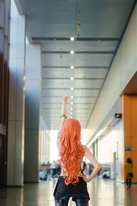 Yêu Ngay Từ Cái Nhìn đầu Tiên Với Hình ảnh Cosplay Nami đầy Quyến Rũ