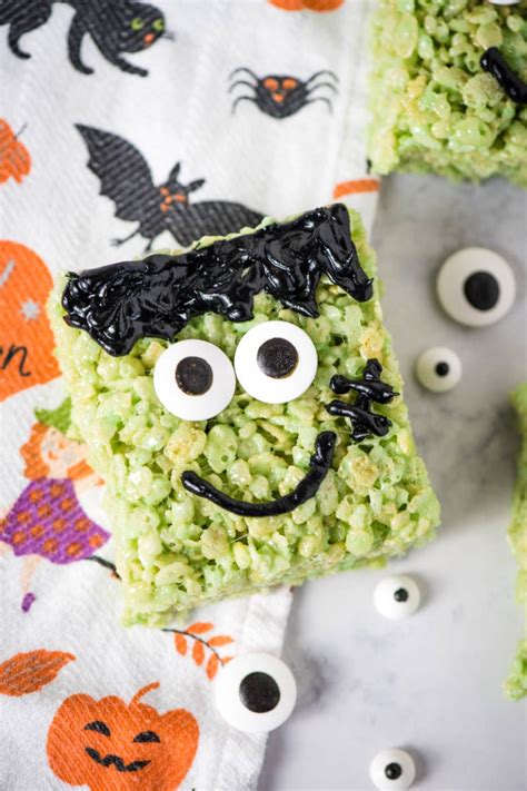 Easy Frankenstein Rice Krispie Treats For Halloween Flour On My Fingers