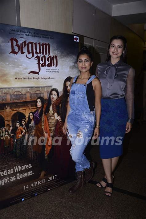 Gauhar Khan And Pallavi Sharda Promote Begum Jaan In Mumbai Media