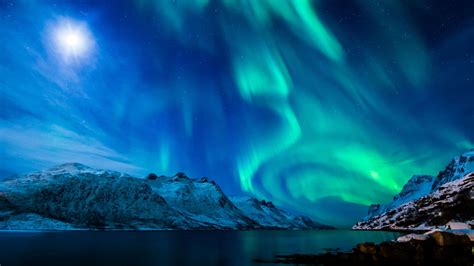 Aurora Borealis, The Wonderful Light in The North Pole's Sky ...