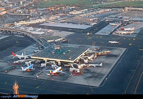 Rome Fiumicino Airport Airport Airport Design Rome Airport