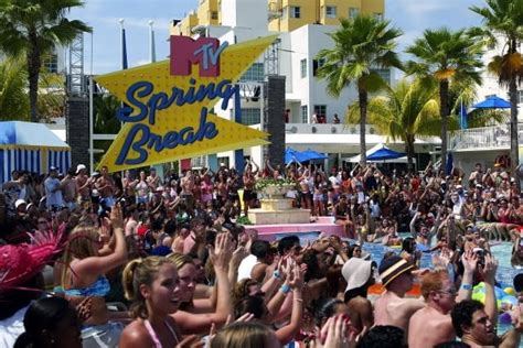 Miami Beach Cancels Spring Break 2020 Events
