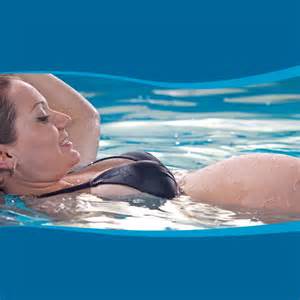 Risultato immagine per acquaticità in gravidanza