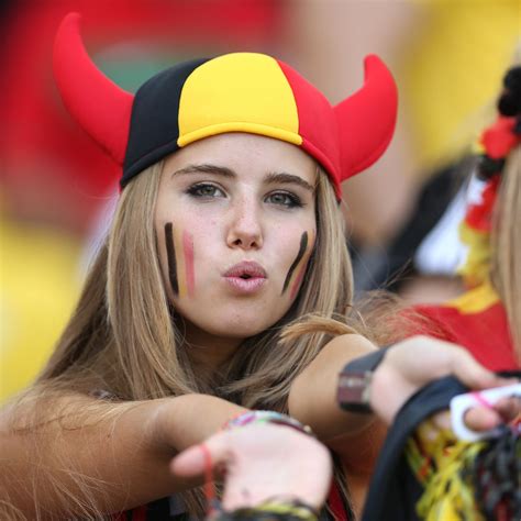 90 Hd Wallpapers World Cup Girl Pictures Myweb