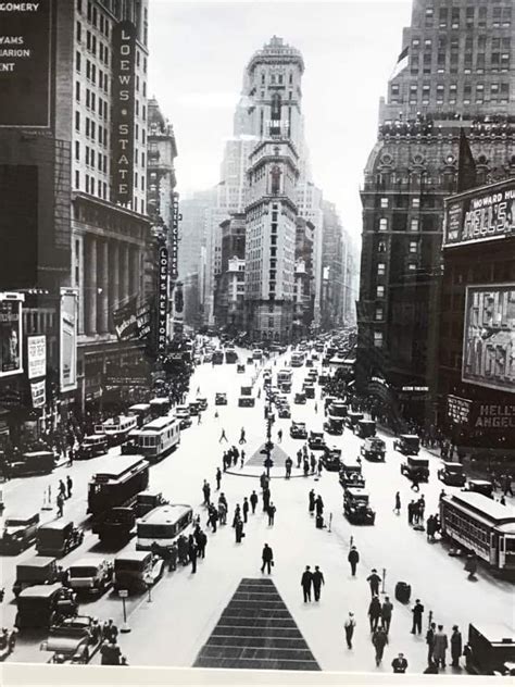 Times Square Nyc 1930s New York Photography New York Architecture Nyc Snow