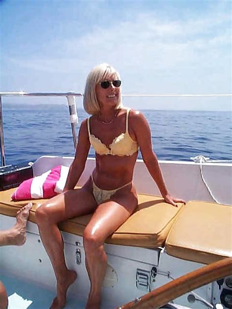 Mature Anne Having Fun On A Sail Boat Pict Gal