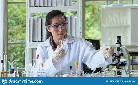 Close Up Of A Beautiful Scientist Stock Image Image Of Chemical