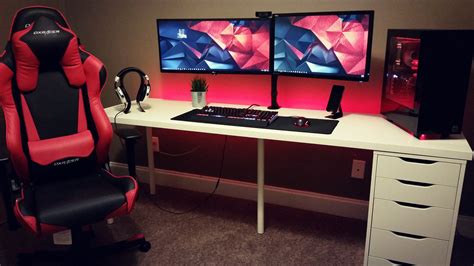 My Minimalistic Red And Black Setup I Like To Keep Things Clean Room