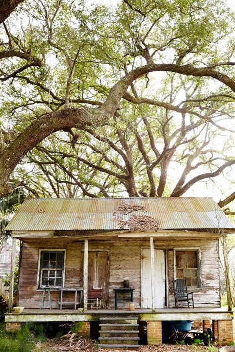 Originally Built In The 1840s This Creole Cottage Sits Between A