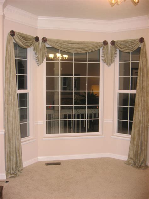Window Treatments Living Room Bay Window Curtains