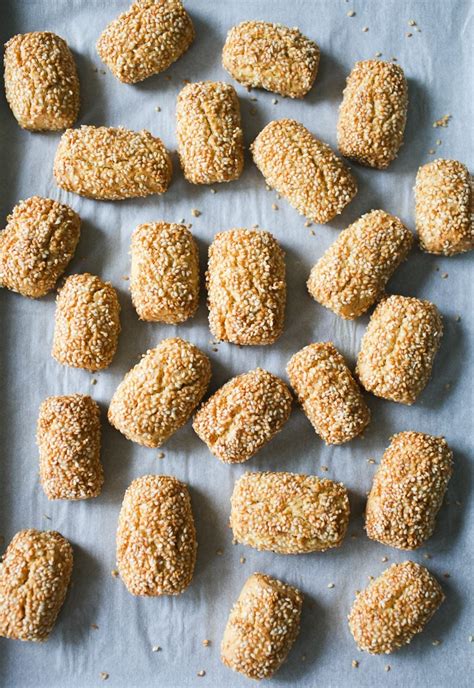 Classic Italian Sesame Cookies Reginelle Cookies The Clever Carrot