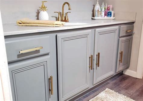 Not a true casein based milk paint but a modern version of old world paint with a strong mineral base. Gray Bathroom Vanity | General Finishes Design Center