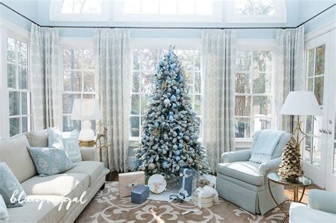 light blue christmas tree decorating ideas  light blue christmas