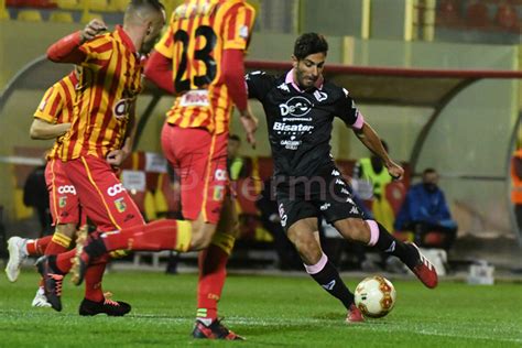 Mathematical prediction for palermo u19 vs catanzaro 21 february 2021. Il Palermo resiste al Covid, al Catanzaro e all'arbitro - TifosiPalermo