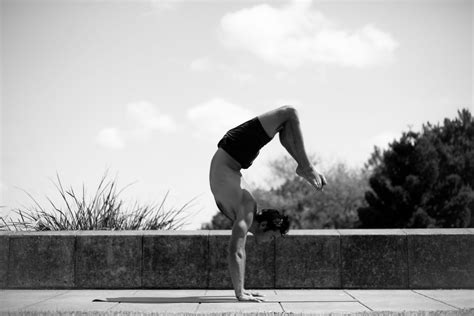 Vrschikasana B Scorpion Handstand Yoga Handstand Poses Handstand