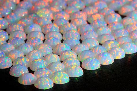 A Bunch Of Stunning White Rounds Opals Colored Diamonds Bunch