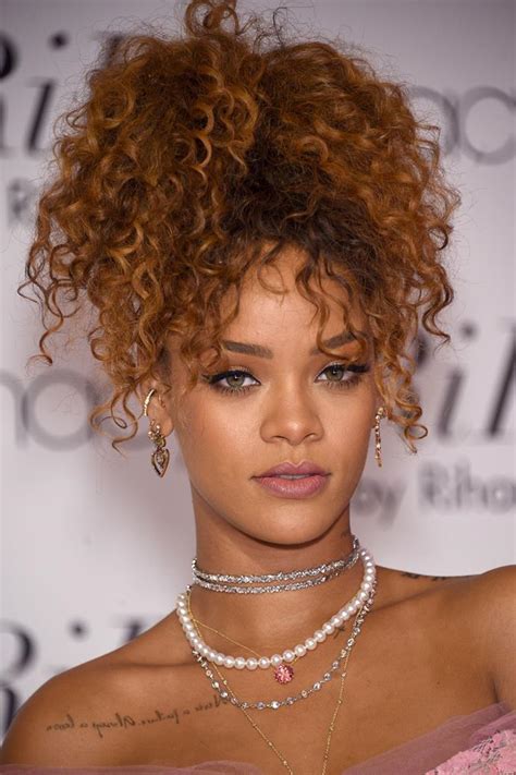 Rihannas Beauty Evolution Is Mind Blowing Elle Australia