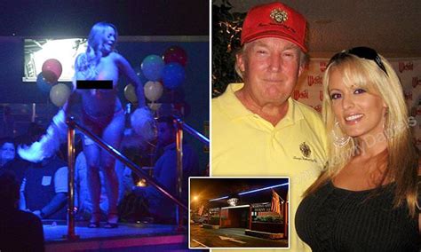 Stormy Daniels Puts On A Show At South Carolina Strip Club Daily Mail